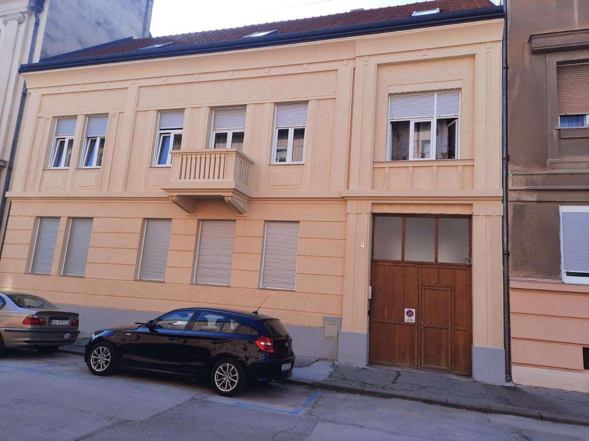 Albert Home Karlovac Dış mekan fotoğraf