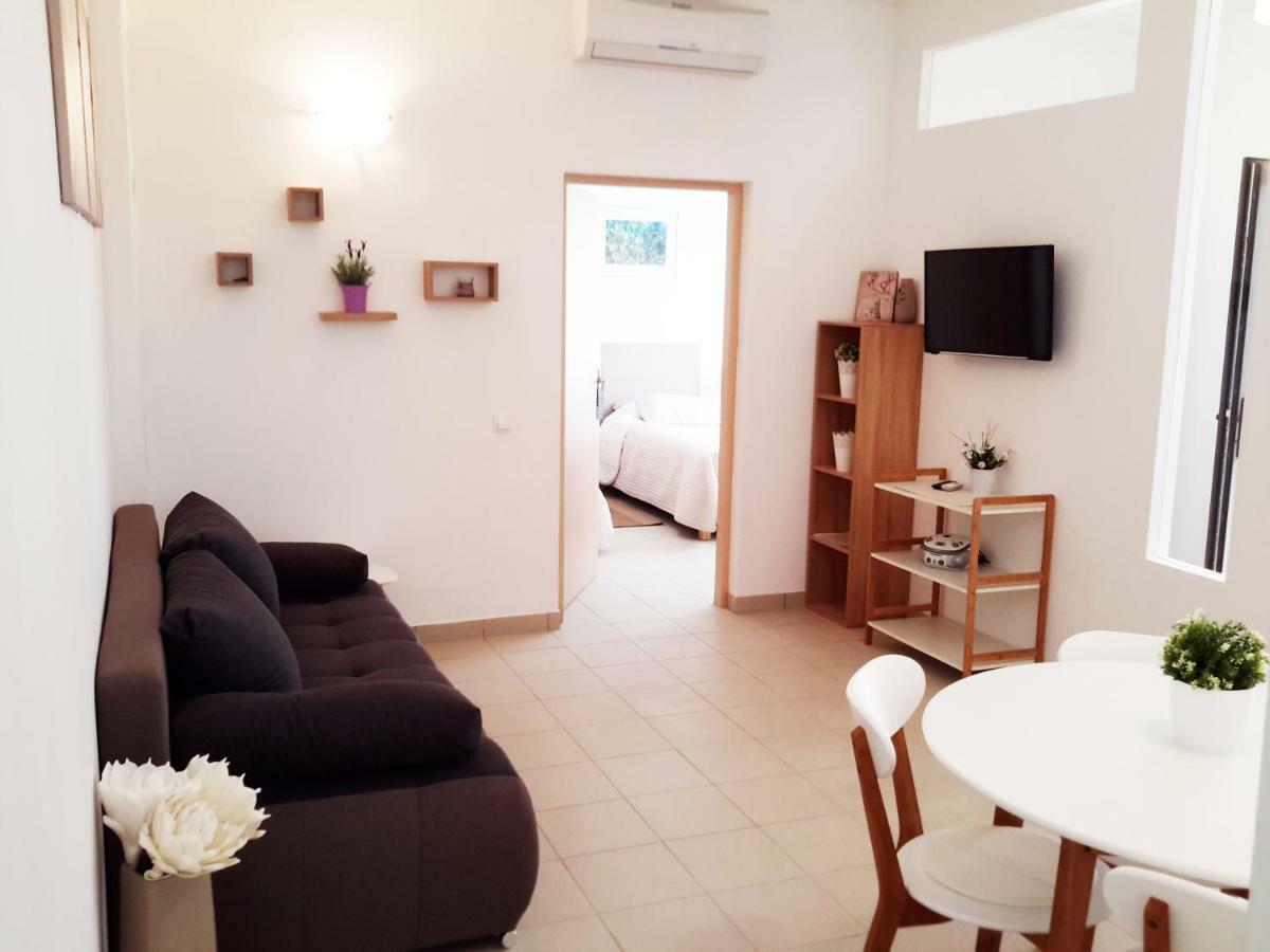 Albert Home Karlovac Dış mekan fotoğraf