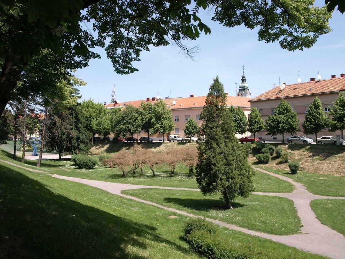 Albert Home Karlovac Dış mekan fotoğraf
