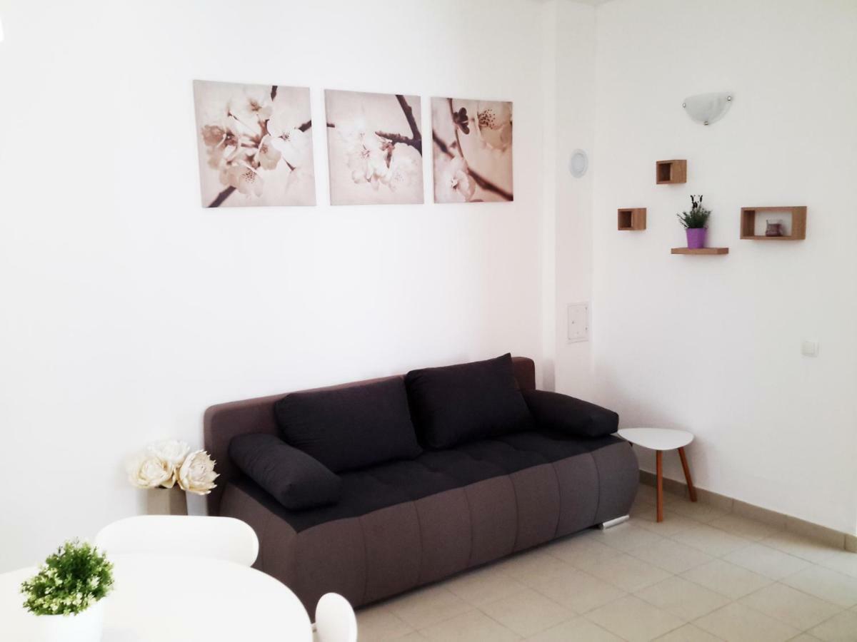 Albert Home Karlovac Dış mekan fotoğraf