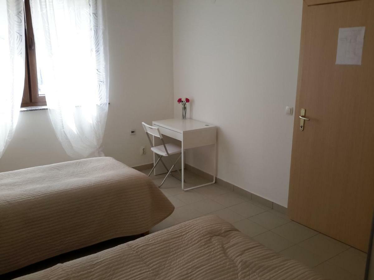 Albert Home Karlovac Dış mekan fotoğraf